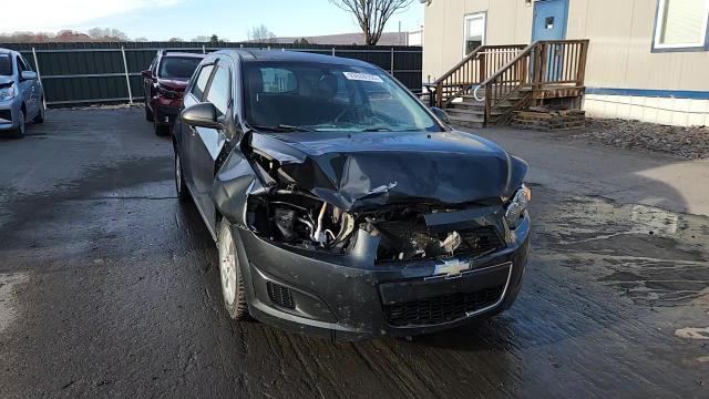 2014 Chevrolet Sonic - zdjęcie 13