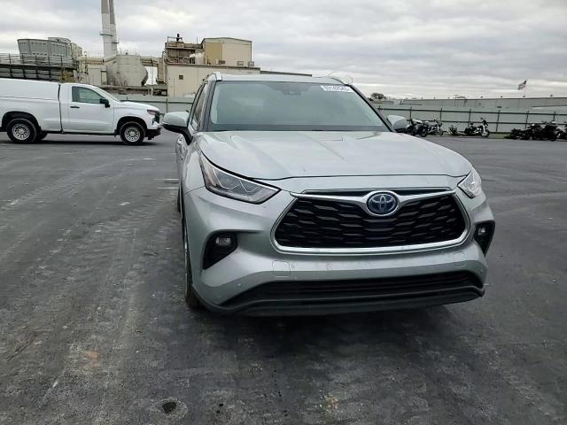 2021 Toyota Highlander - zdjęcie 14