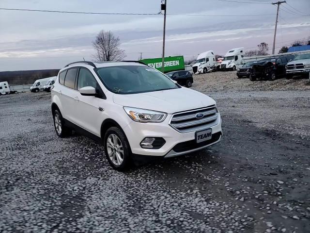 2018 Ford Escape - zdjęcie 14