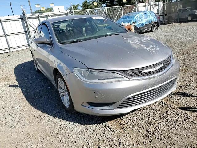 2015 Chrysler 200 Limited - zdjęcie 13