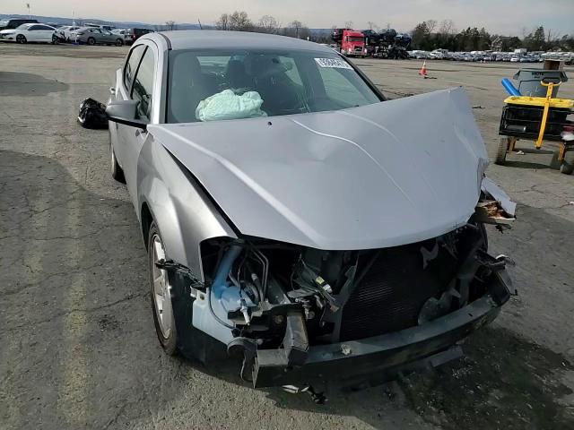 2013 Dodge Avenger - zdjęcie 14