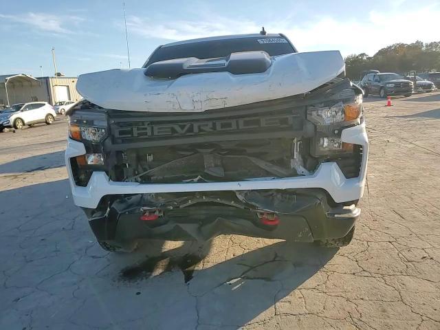 2024 Chevrolet Silverado - zdjęcie 13