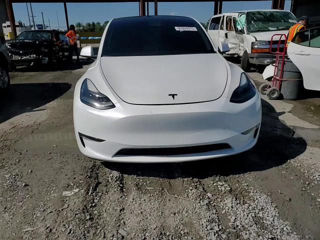 2023 Tesla Model Y - zdjęcie 15