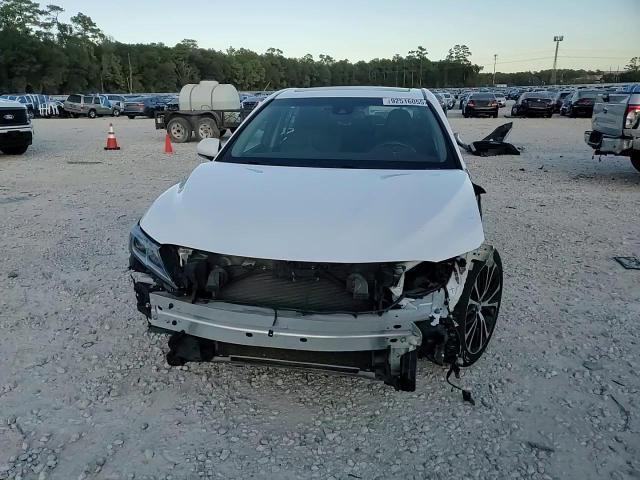 2018 Toyota Camry Se - zdjęcie 14