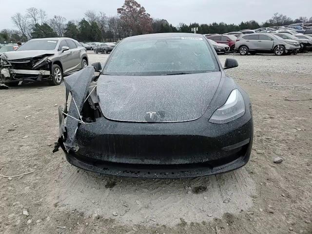 2023 Tesla Model 3 - zdjęcie 13