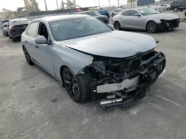 2023 BMW 740 I - zdjęcie 10
