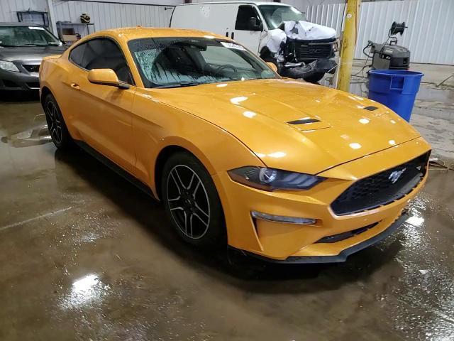 2022 Ford Mustang - zdjęcie 14