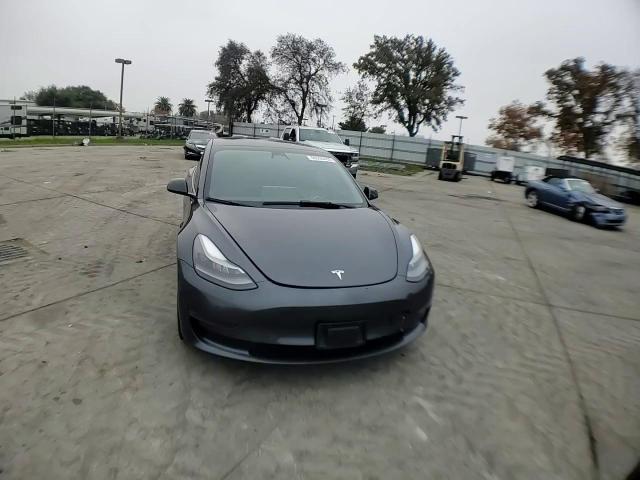 2023 Tesla 3 - zdjęcie 14