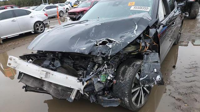 2022 Nissan Altima Sr - zdjęcie 13