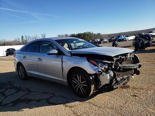 2016 Hyundai Sonata - zdjęcie 14