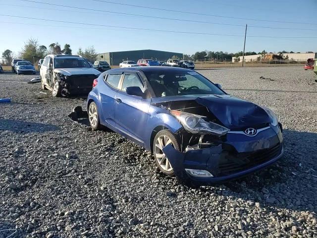 2017 Hyundai Veloster - zdjęcie 14