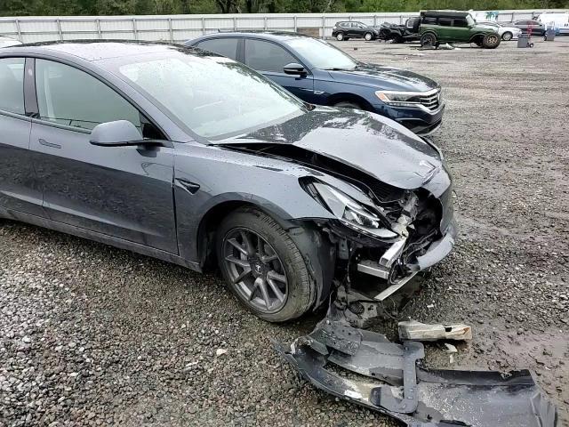 2022 Tesla Model 3 - zdjęcie 14