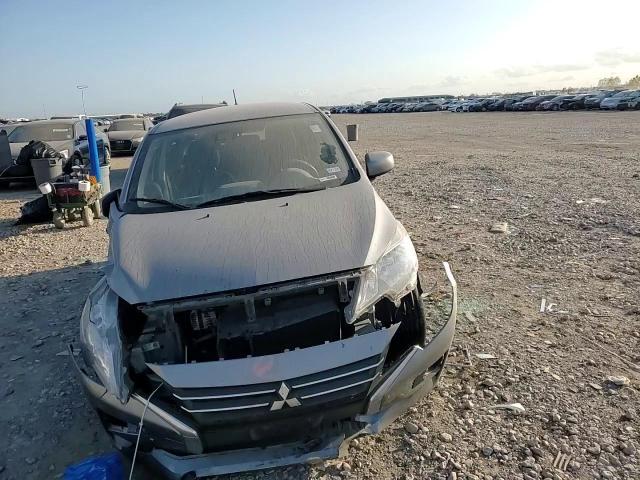 2023 Mitsubishi Mirage Es - zdjęcie 13