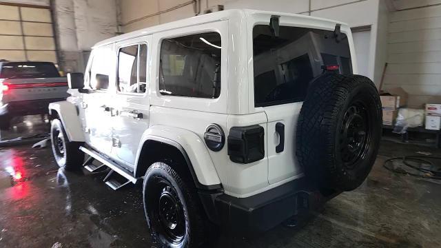 2021 Jeep Wrangler Unlimited Sahara - zdjęcie 14