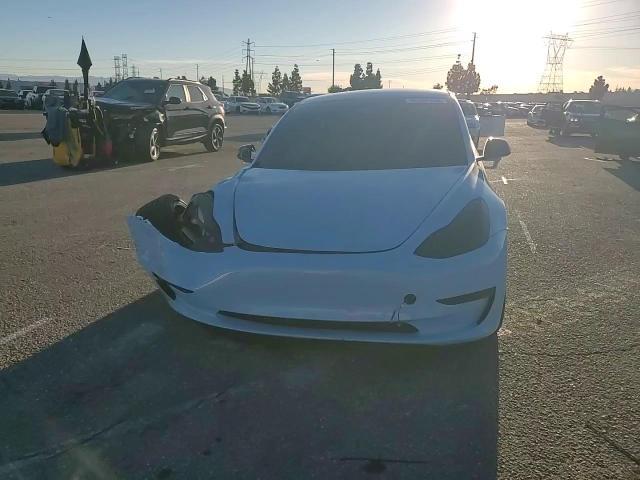 2021 Tesla Model 3 - zdjęcie 13