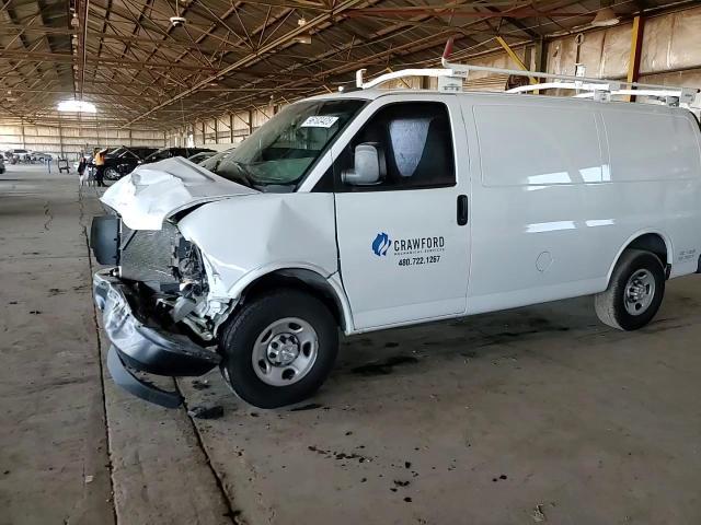 2021 Chevrolet Express G2500 - zdjęcie 13