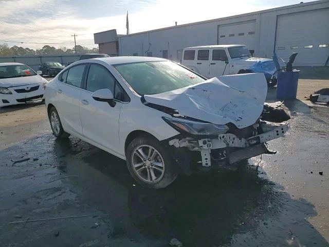 2018 Chevrolet Cruze Lt - zdjęcie 13