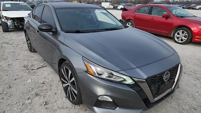 2022 Nissan Altima Sr - zdjęcie 13
