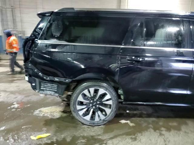 2025 Ford Expedition Max Platinum - zdjęcie 15