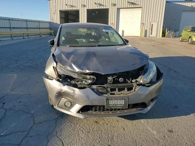 2018 Nissan Sentra S - zdjęcie 14