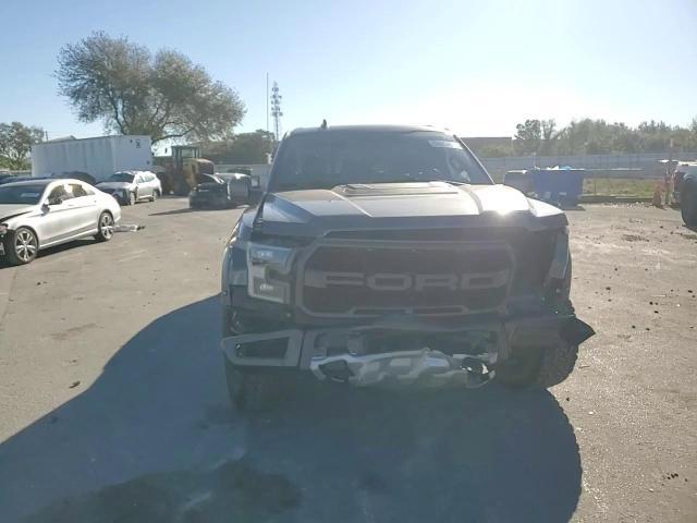 2019 Ford F150 Raptor - zdjęcie 13