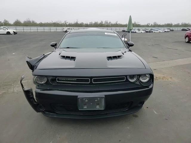 2015 Dodge Challenger Sxt - zdjęcie 13
