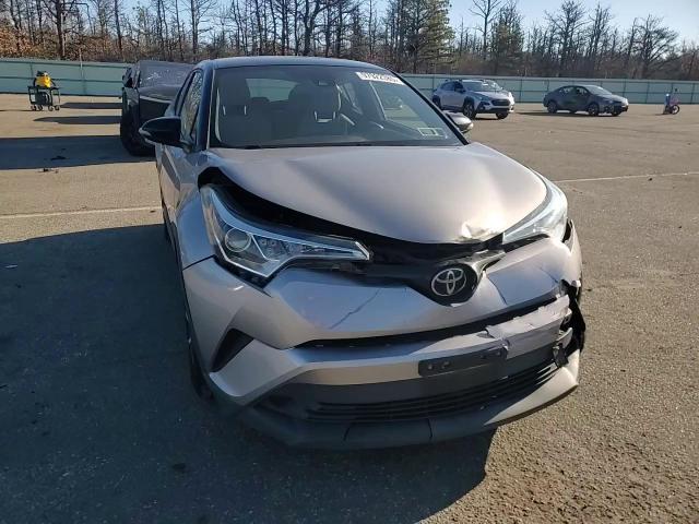 2019 Toyota C-Hr Xle - zdjęcie 13