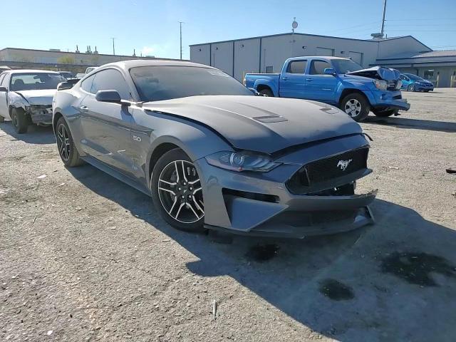 2021 Ford Mustang Gt - zdjęcie 13