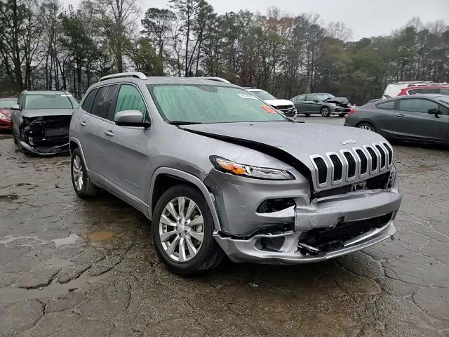 2017 Jeep Cherokee Overland - zdjęcie 14