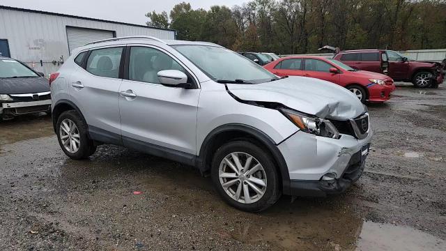 2018 Nissan Rogue Sport S - zdjęcie 14