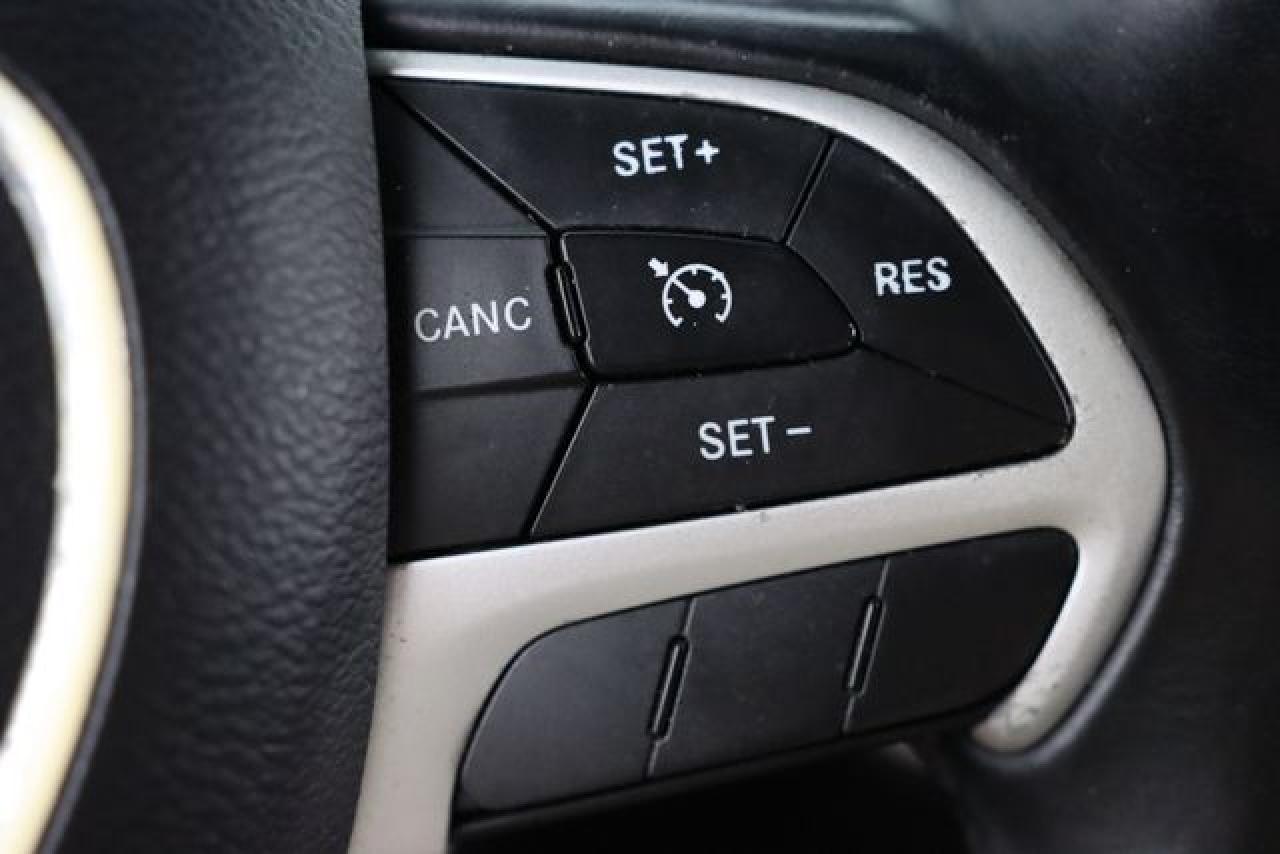2016 Dodge Charger Sxt - zdjęcie 32