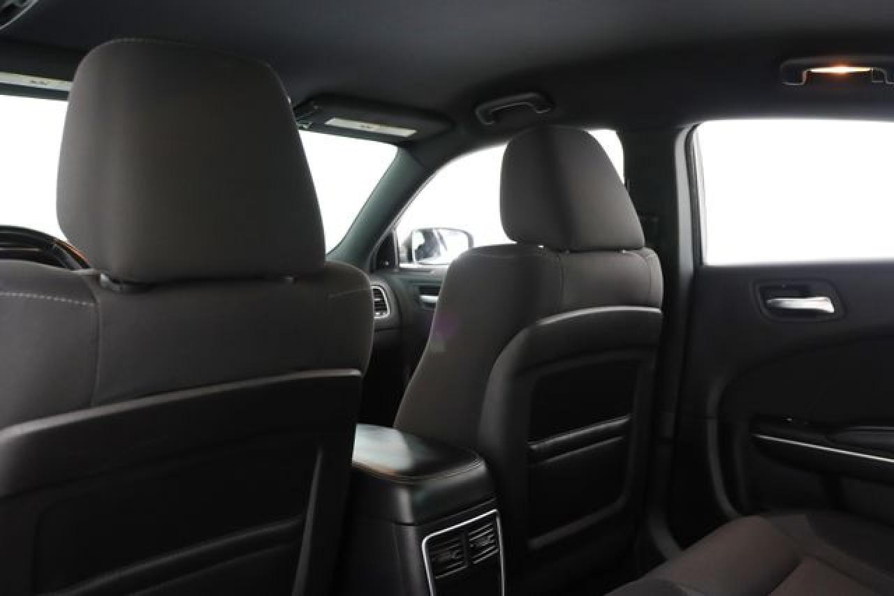 2016 Dodge Charger Sxt - zdjęcie 39