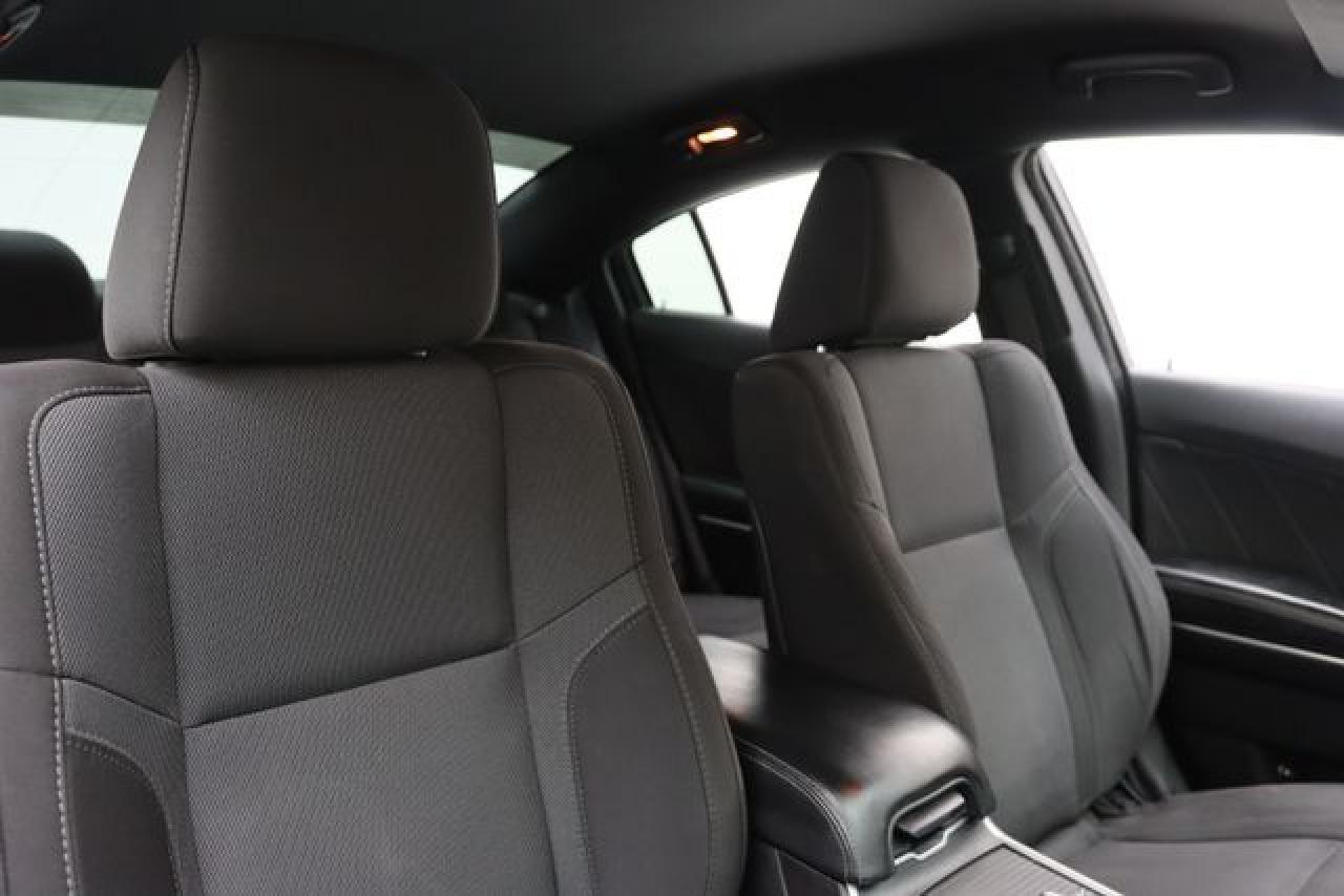 2016 Dodge Charger Sxt - zdjęcie 42