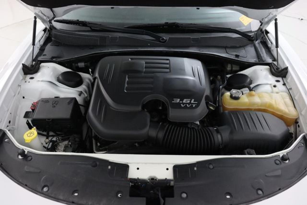 2016 Dodge Charger Sxt - zdjęcie 23