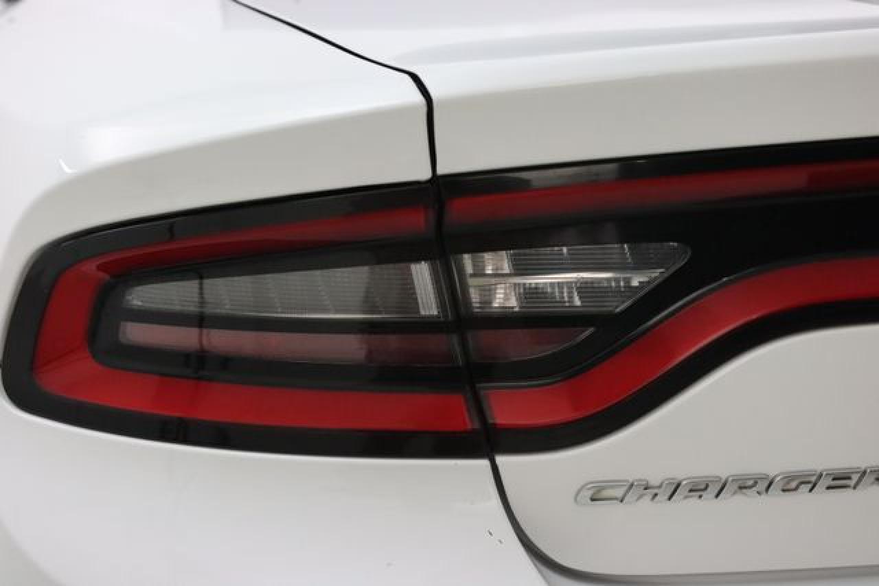 2016 Dodge Charger Sxt - zdjęcie 17