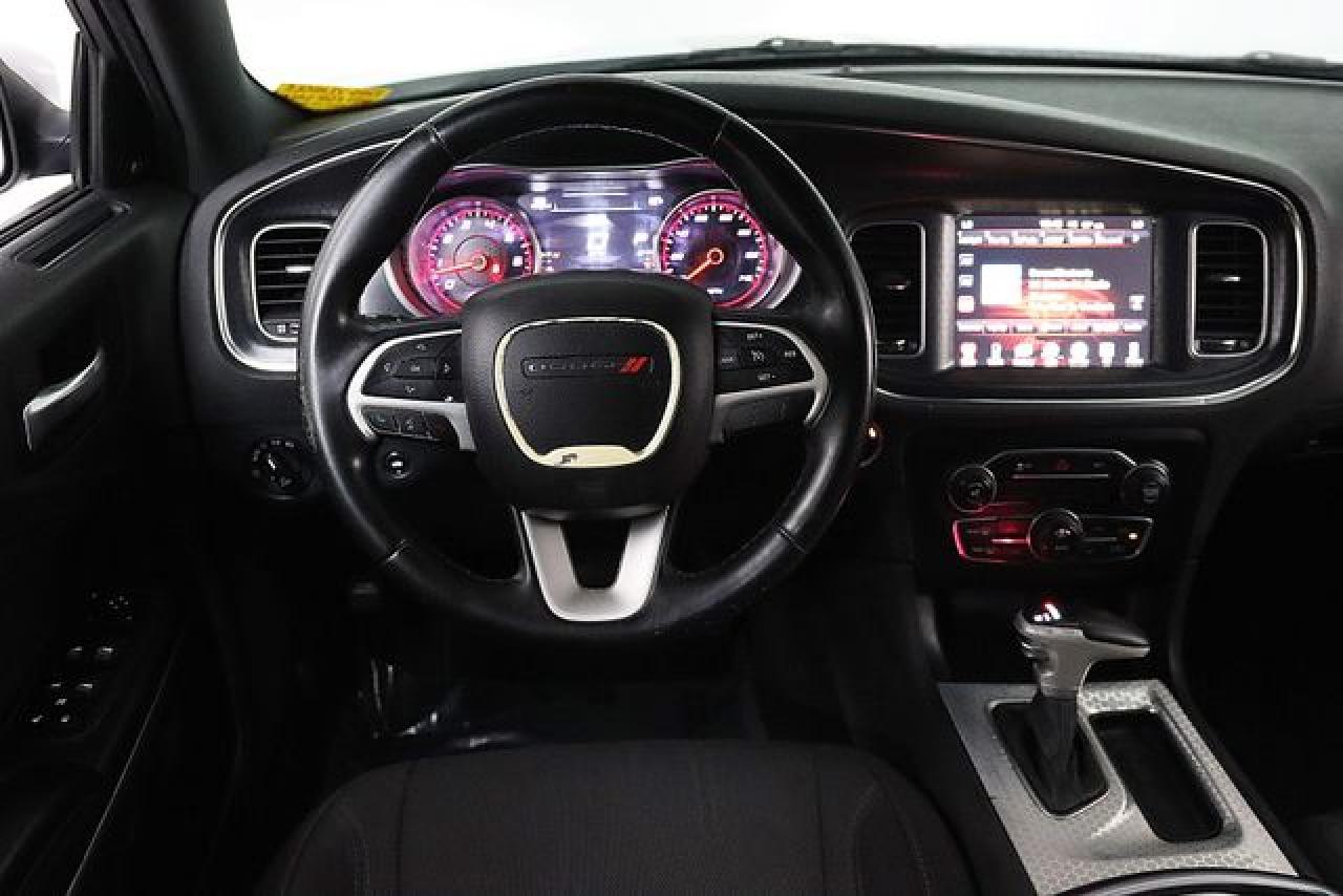 2016 Dodge Charger Sxt - zdjęcie 27