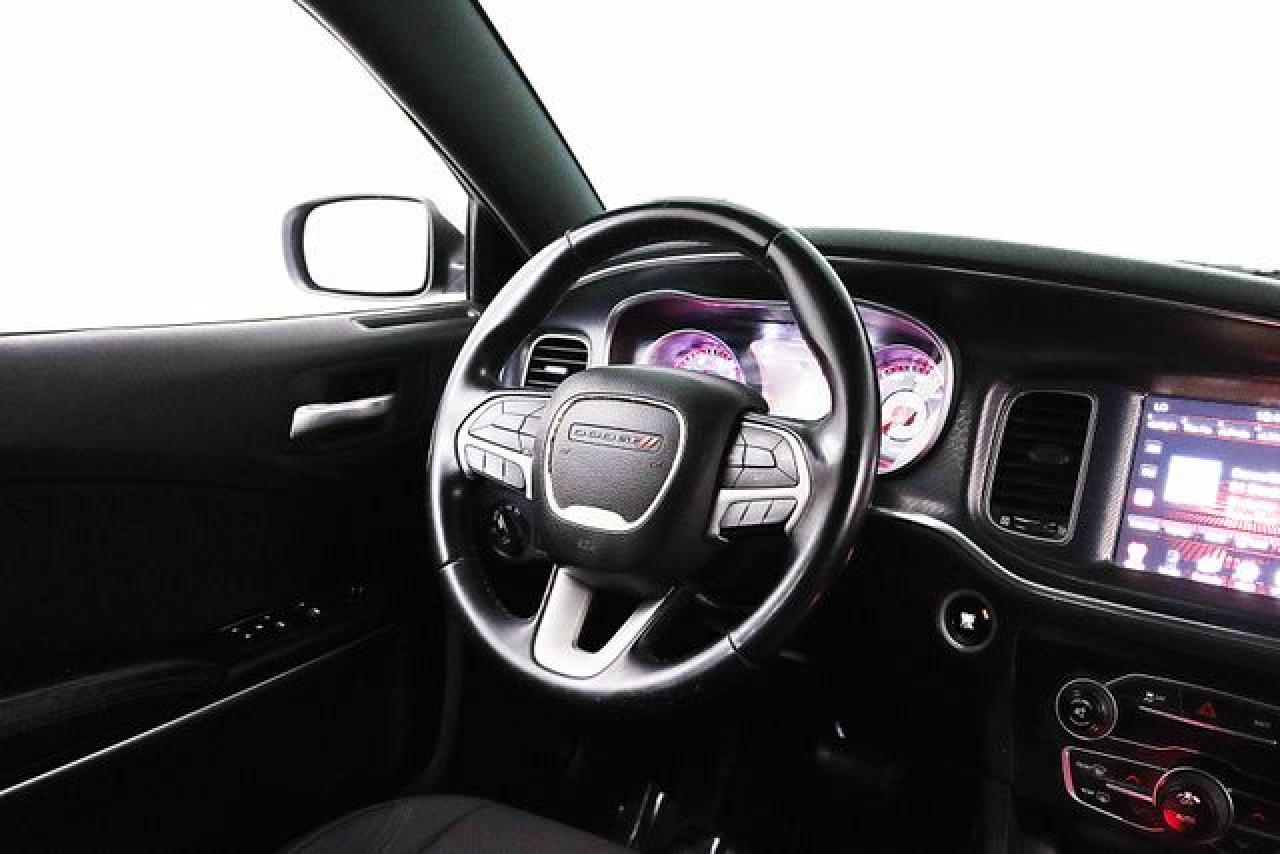 2016 Dodge Charger Sxt - zdjęcie 29