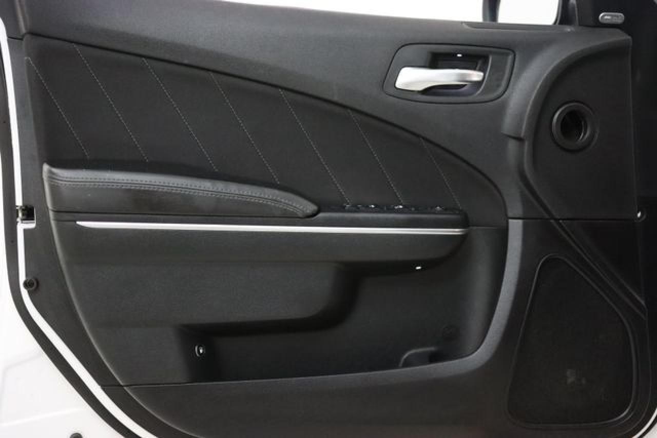 2016 Dodge Charger Sxt - zdjęcie 24