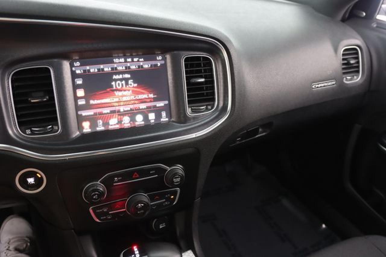 2016 Dodge Charger Sxt - zdjęcie 36