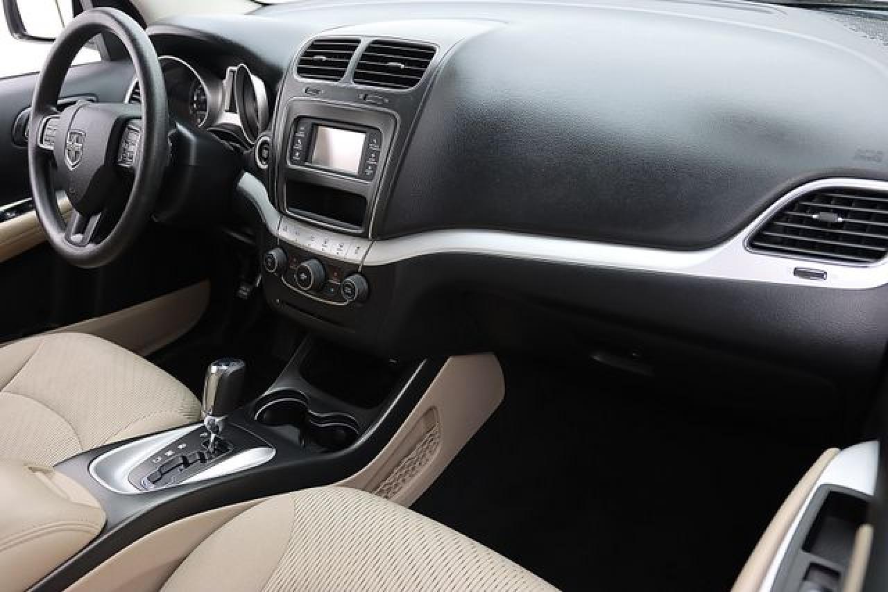 2017 Dodge Journey Sxt - zdjęcie 22