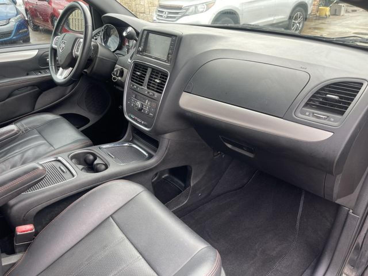 2017 Dodge Grand Caravan Gt - zdjęcie 16