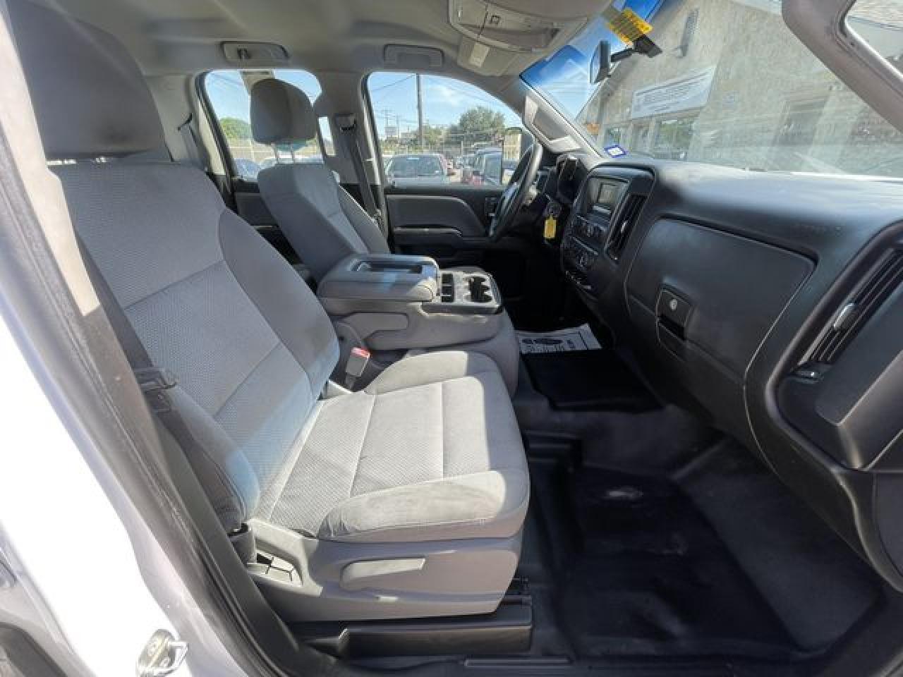 2016 Chevrolet Silverado C2500 Heavy Duty - zdjęcie 14