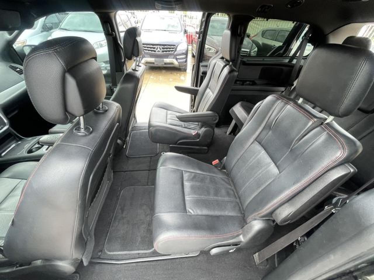 2017 Dodge Grand Caravan Gt - zdjęcie 18