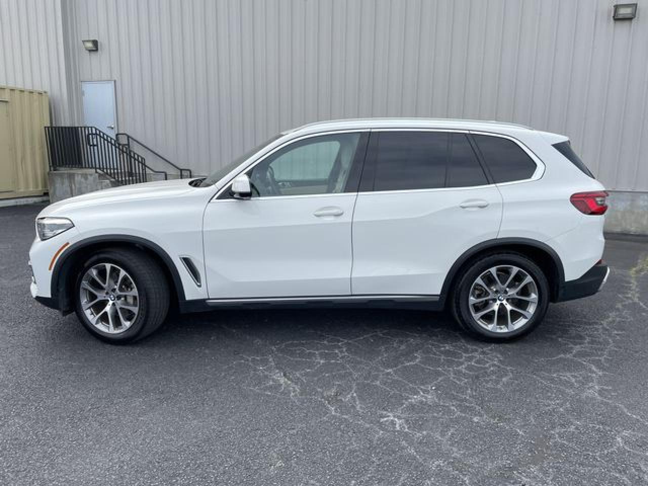 2019 BMW X5 xDrive40I - zdjęcie 44