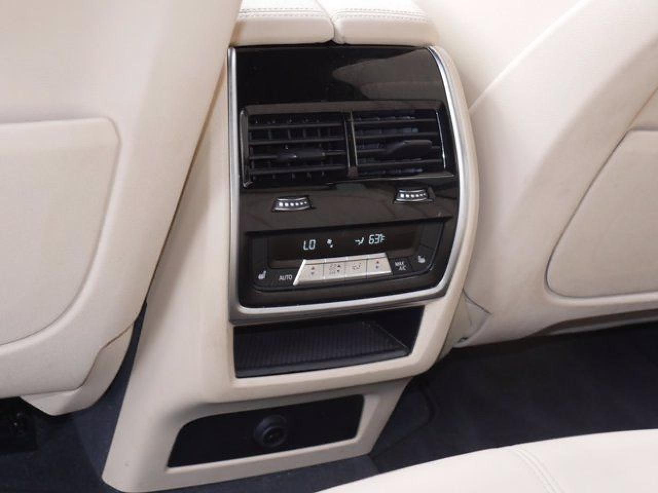 2019 BMW X5 xDrive40I - zdjęcie 23