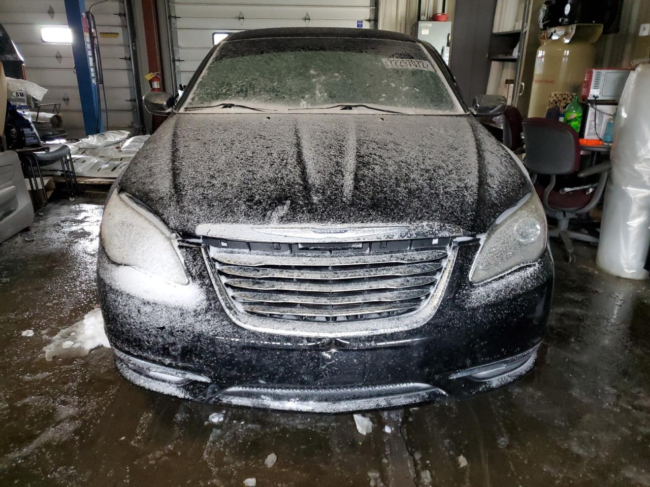2014 Chrysler 200 Limited - zdjęcie 5