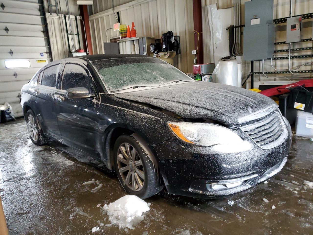 2014 Chrysler 200 Limited - zdjęcie 4