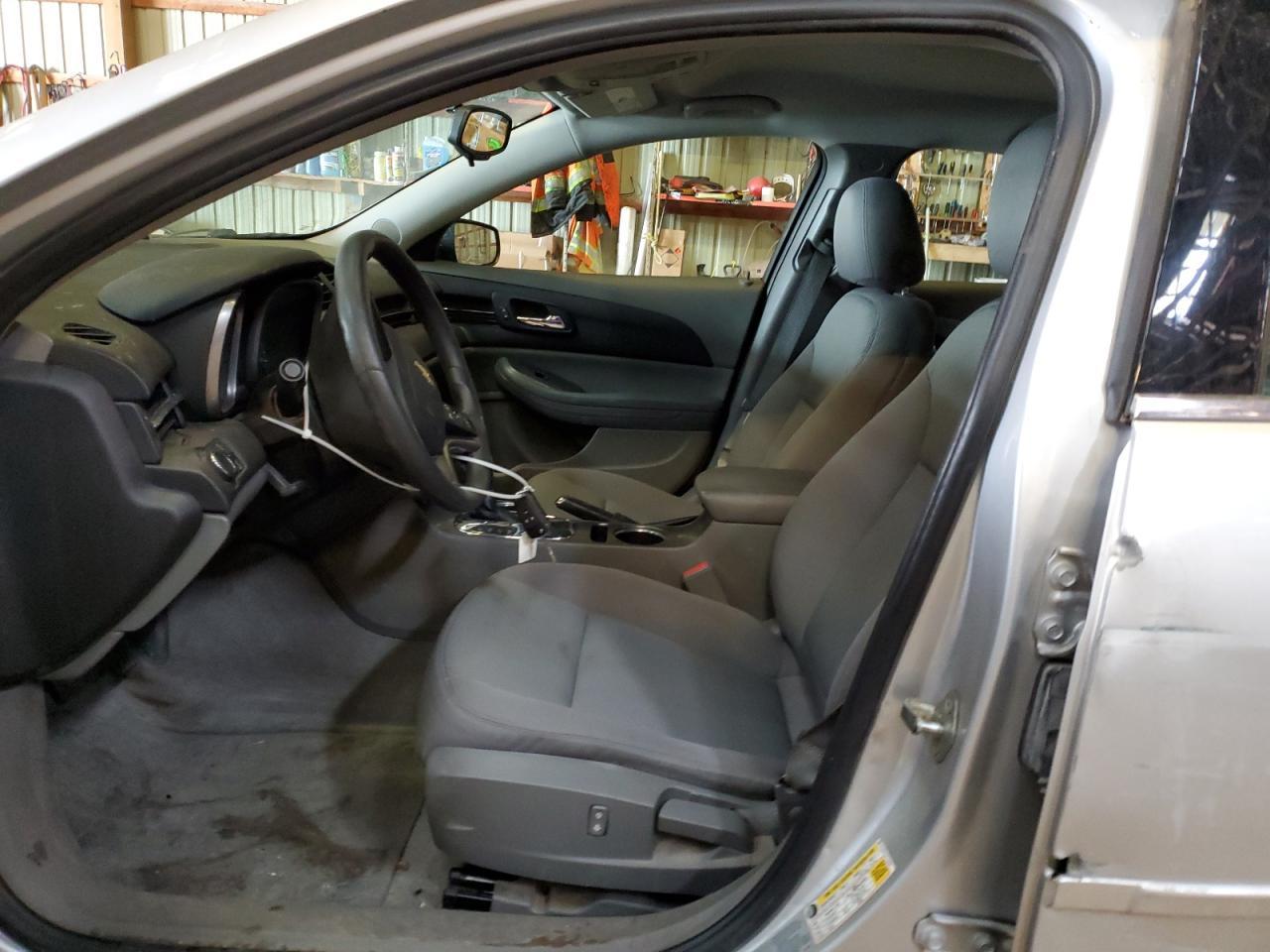 2015 Chevrolet Malibu Ls - zdjęcie 7