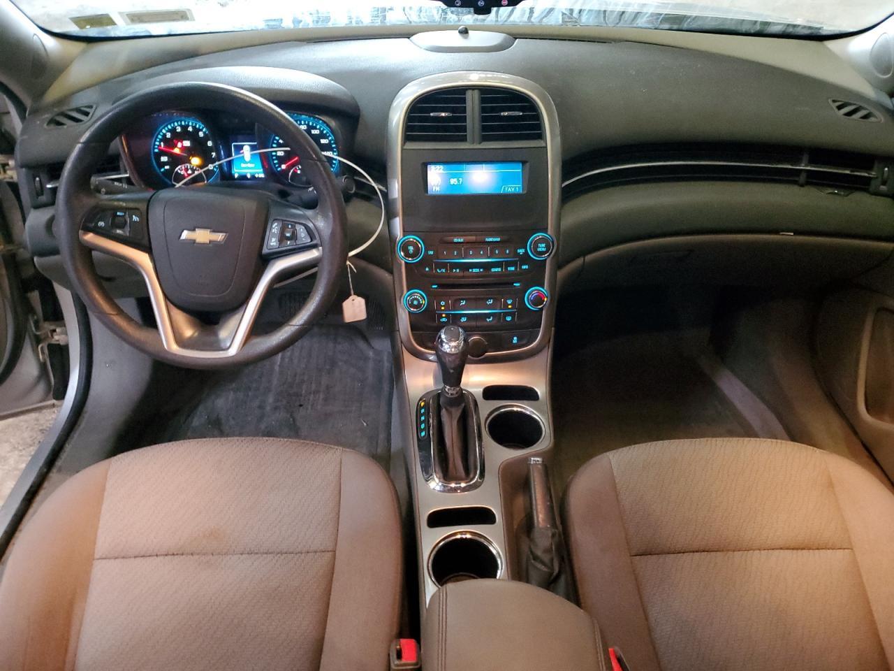 2015 Chevrolet Malibu Ls - zdjęcie 8