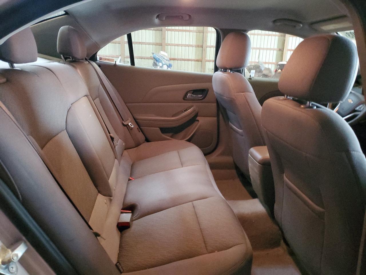 2015 Chevrolet Malibu Ls - zdjęcie 10